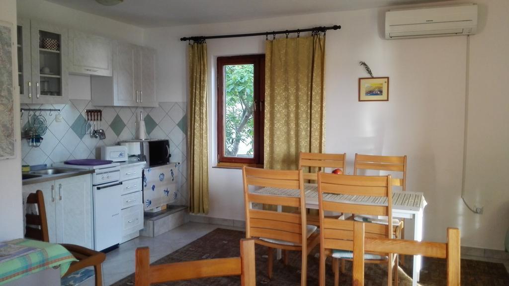 Apartment Vrulje Gornji Karin Dış mekan fotoğraf